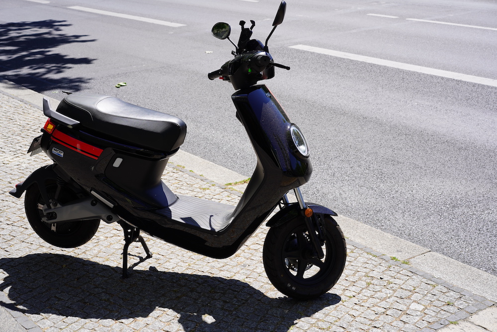 niu MQi+ Sport Elektroroller in Berlin am 14.04.2021
